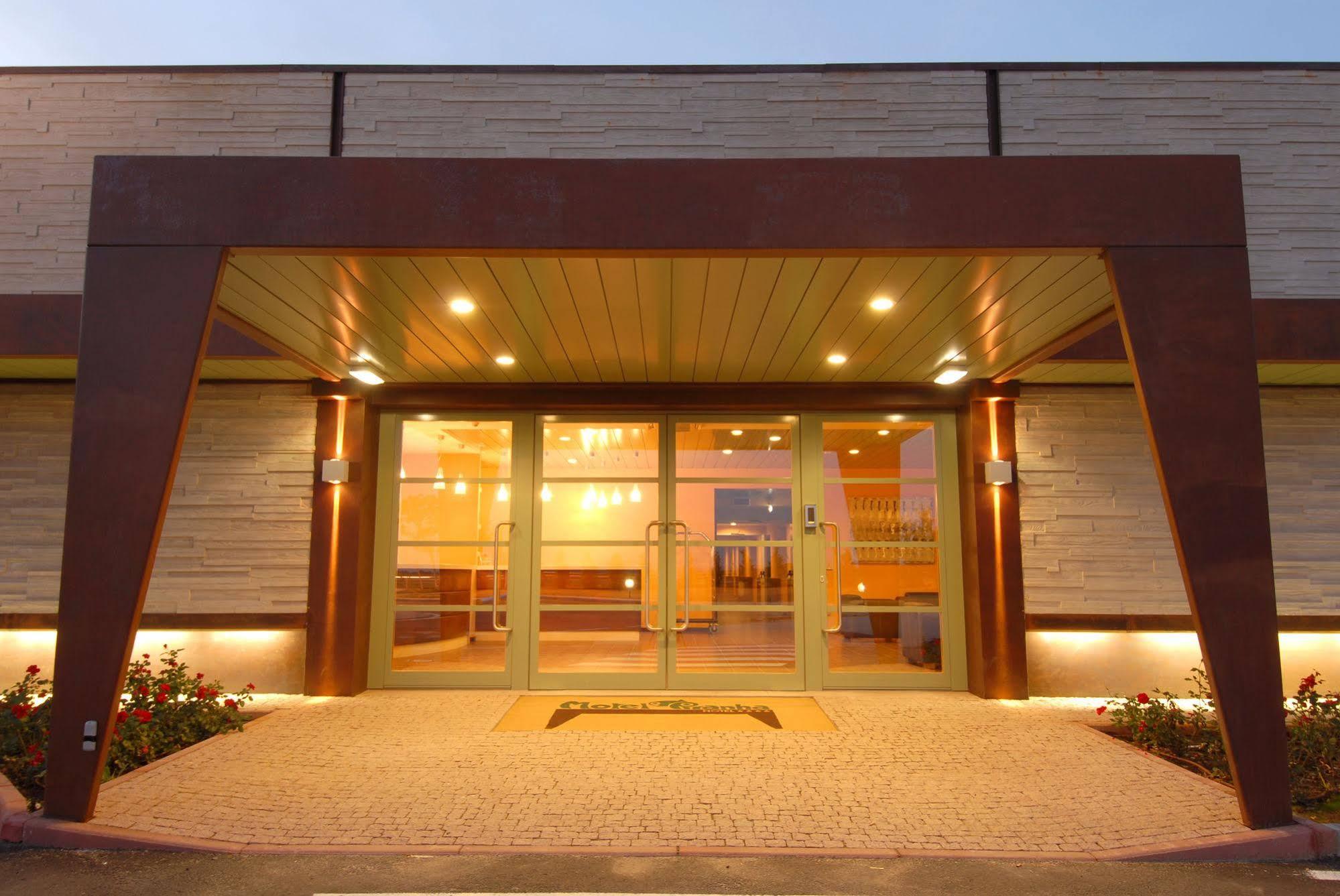 Motel Hotel Piranha Cameriano Ngoại thất bức ảnh